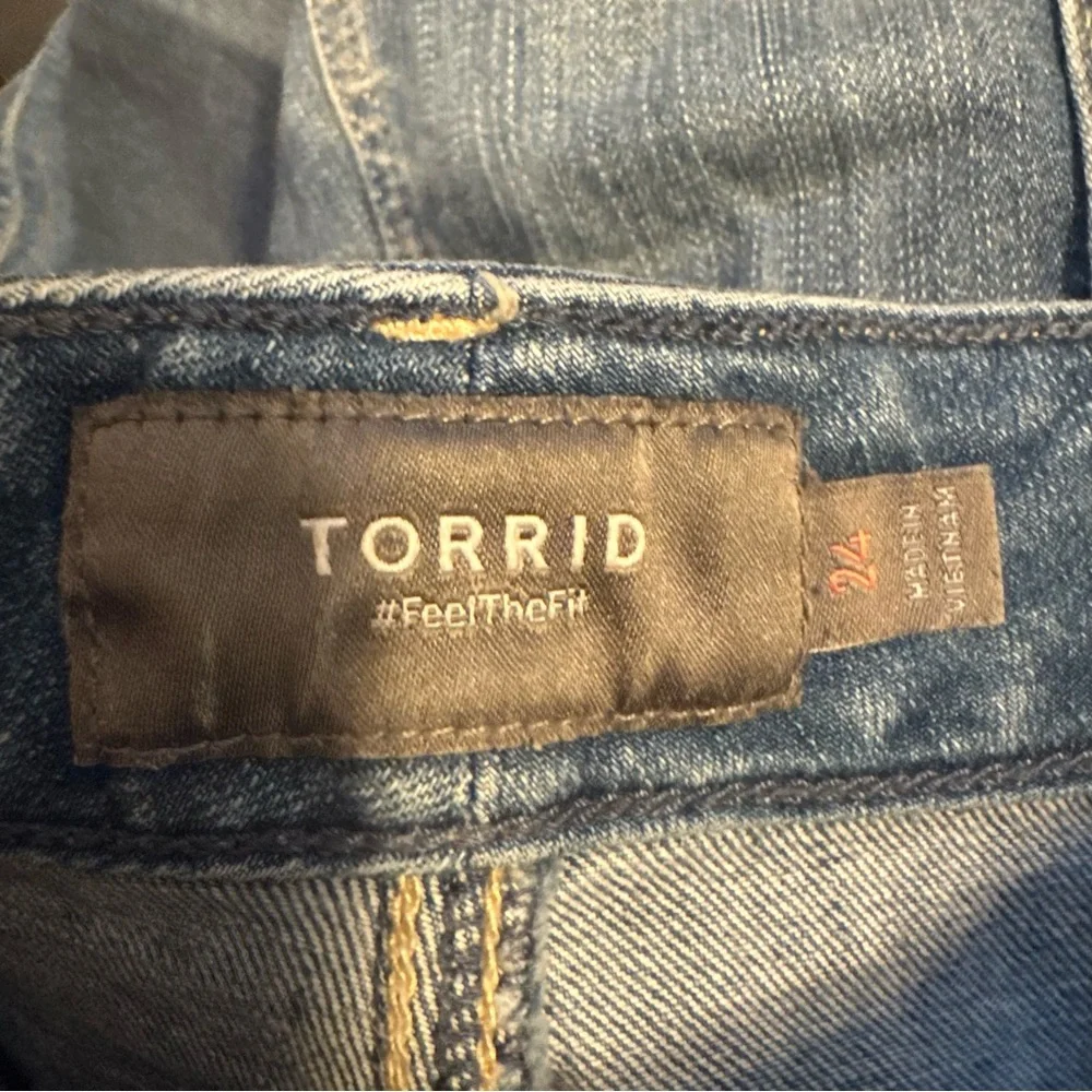 Torrid‎ Carpenter denim shorts